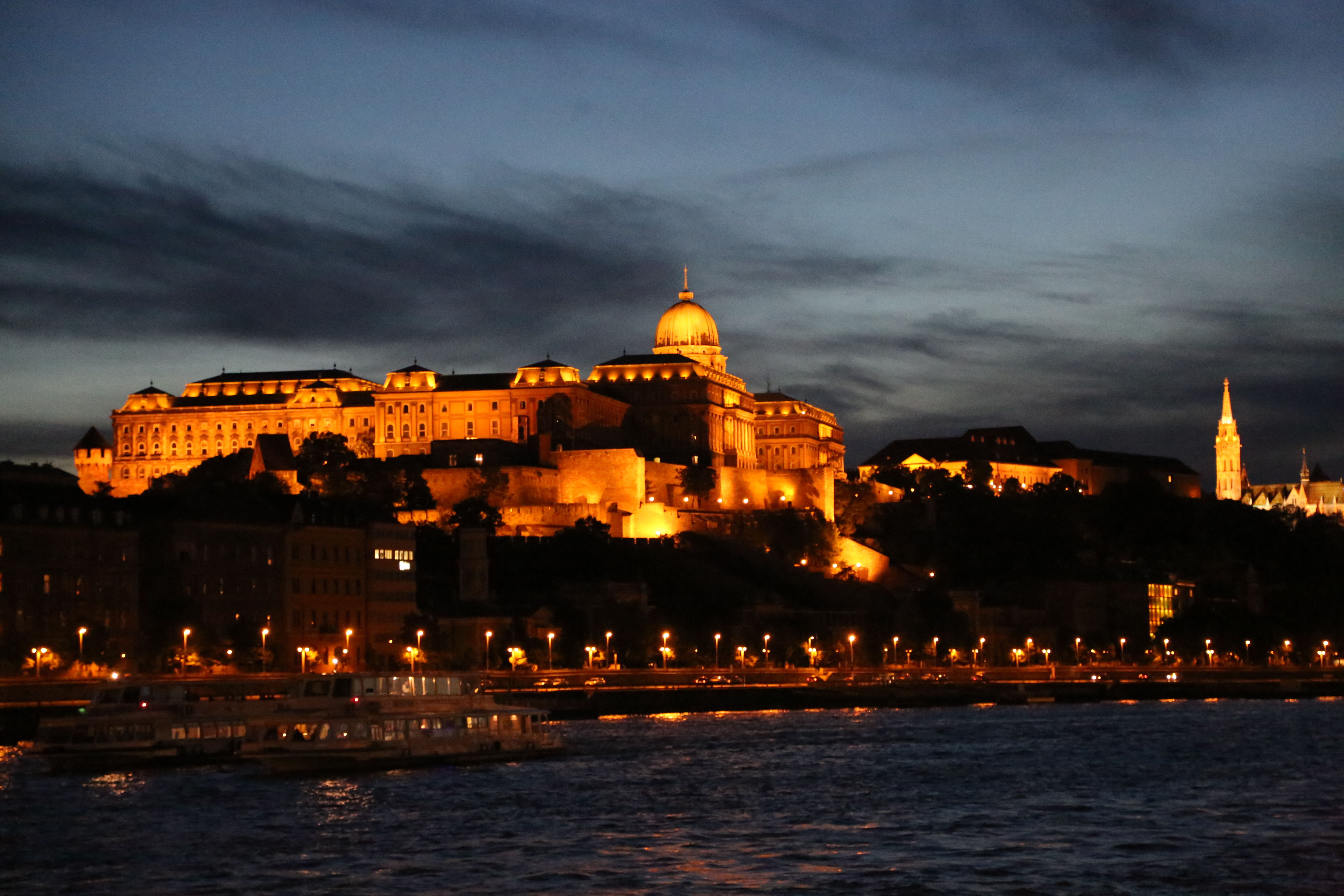 castle night